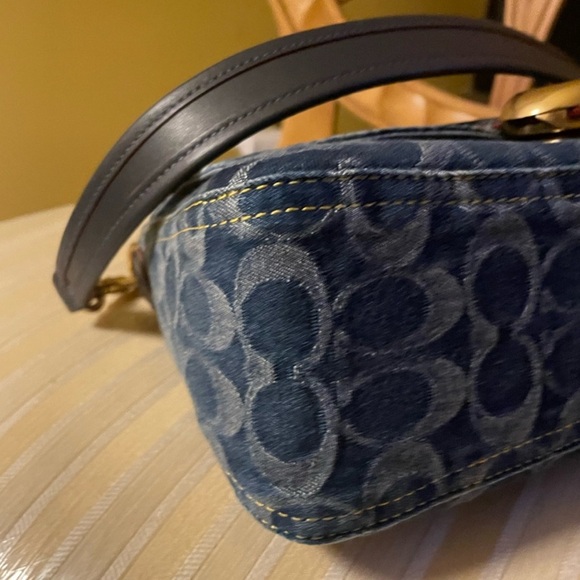 Sold - Picture 5 of 10